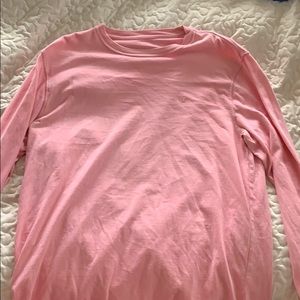 Long sleeve bright pink American eagle T-shirt
